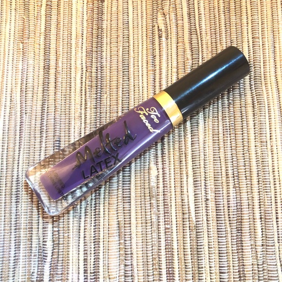 Too Faced Lip Color - Picture 2 of 4